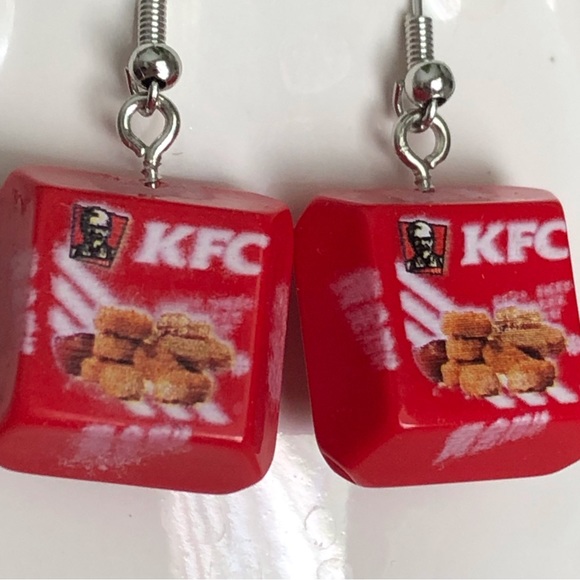 New KFC Popcorn Chicken Package Dangling Handmade Earrings Fast Food Fun Gift - Picture 2 of 3